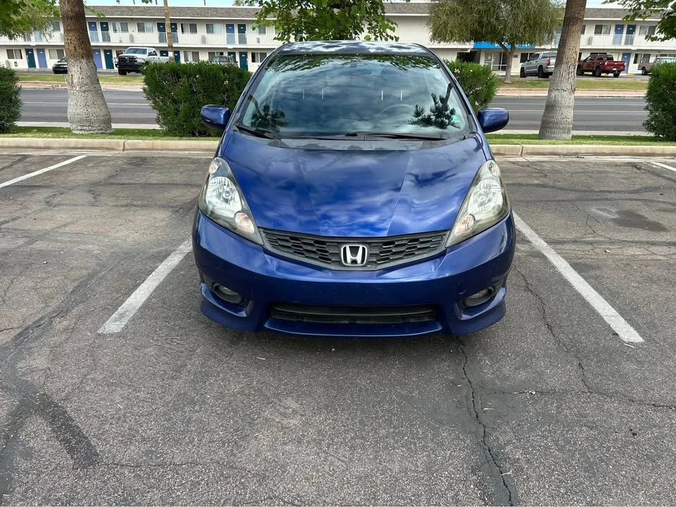 2012 Honda Fit - Image 2 of 11