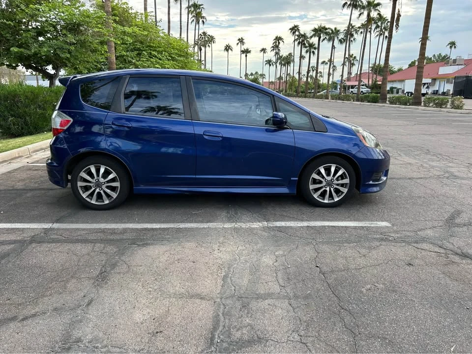 2012 Honda Fit - Image 4 of 11