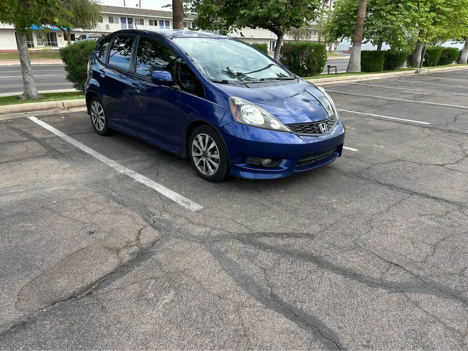 2012 Honda Fit - Image 3 of 11