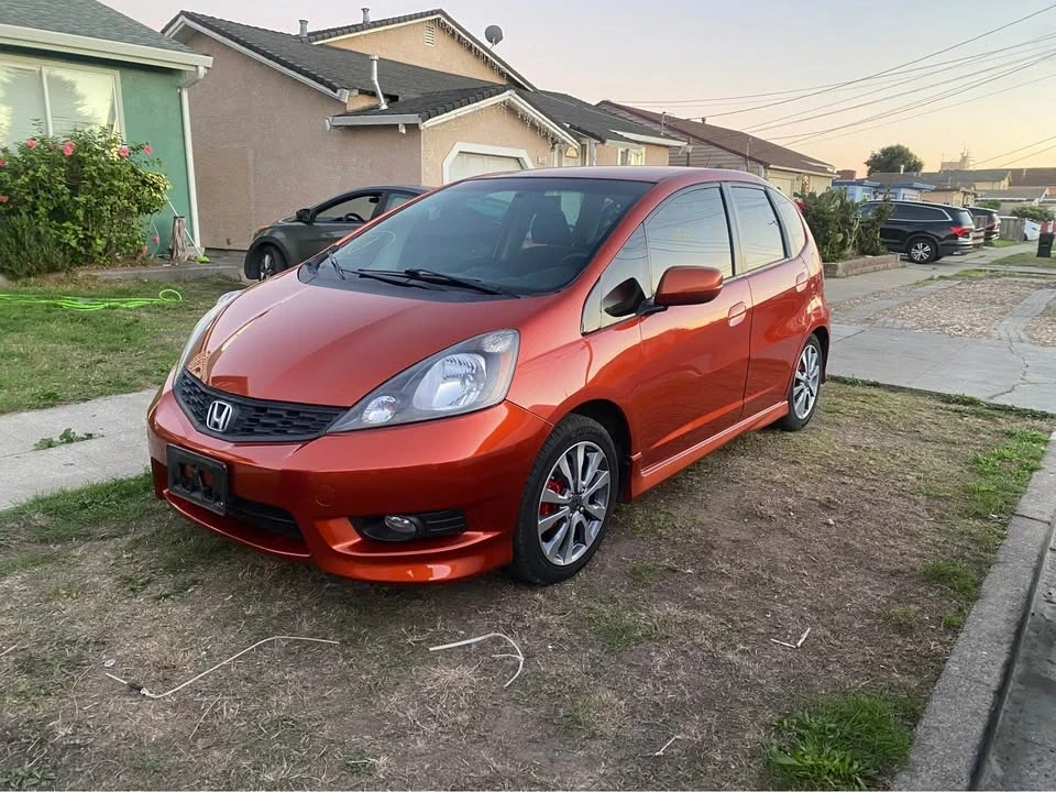 2012 Honda Fit - Image 2 of 4
