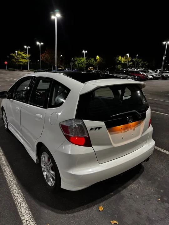 2012 Honda Fit - Image 3 of 5
