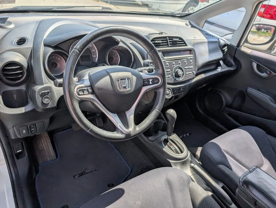 2012 Honda Fit - Image 10 of 20