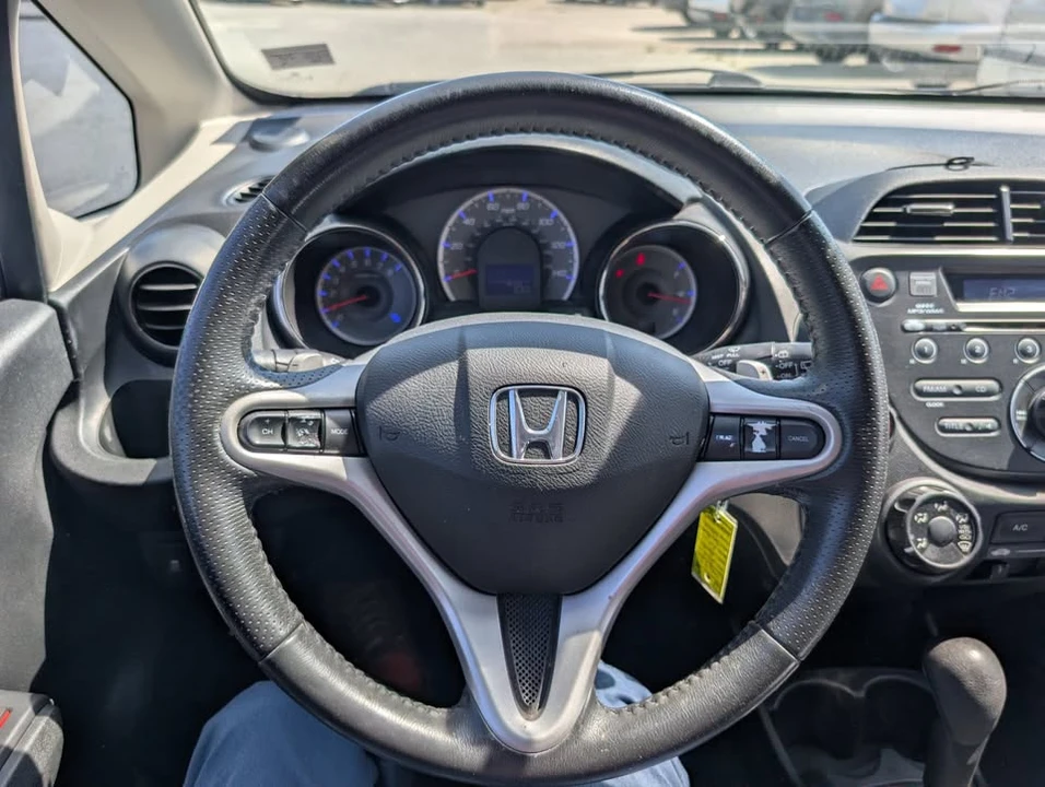 2012 Honda Fit - Image 11 of 20