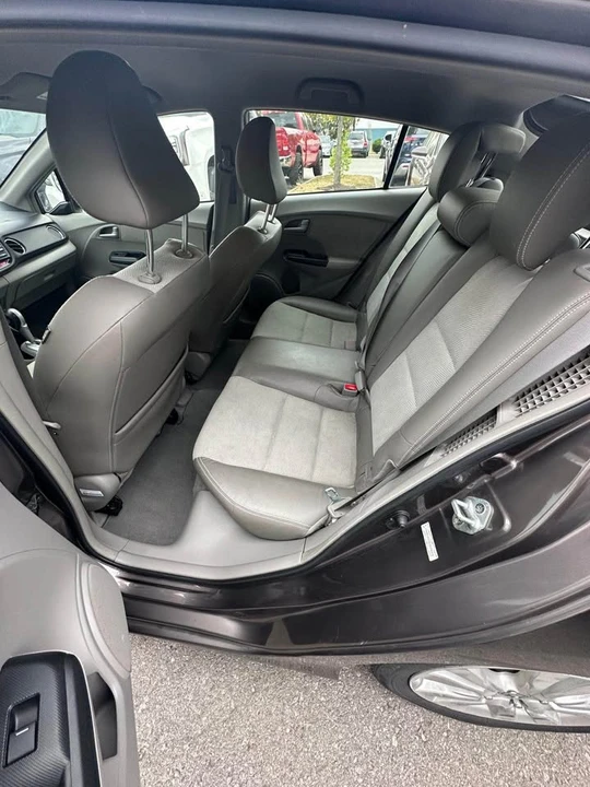 2012 Honda Insight 2nd Gen - Image 12 of 20