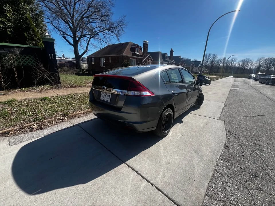 2012 Honda Insight 2nd Gen - Image 4 of 8