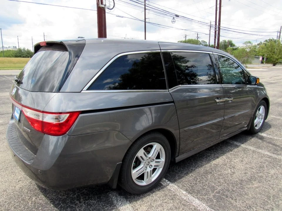 2012 Honda Odyssey - Image 4 of 16