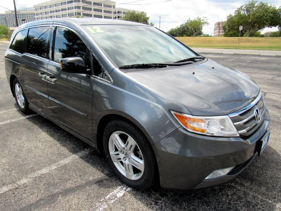 2012 Honda Odyssey - Image 3 of 16