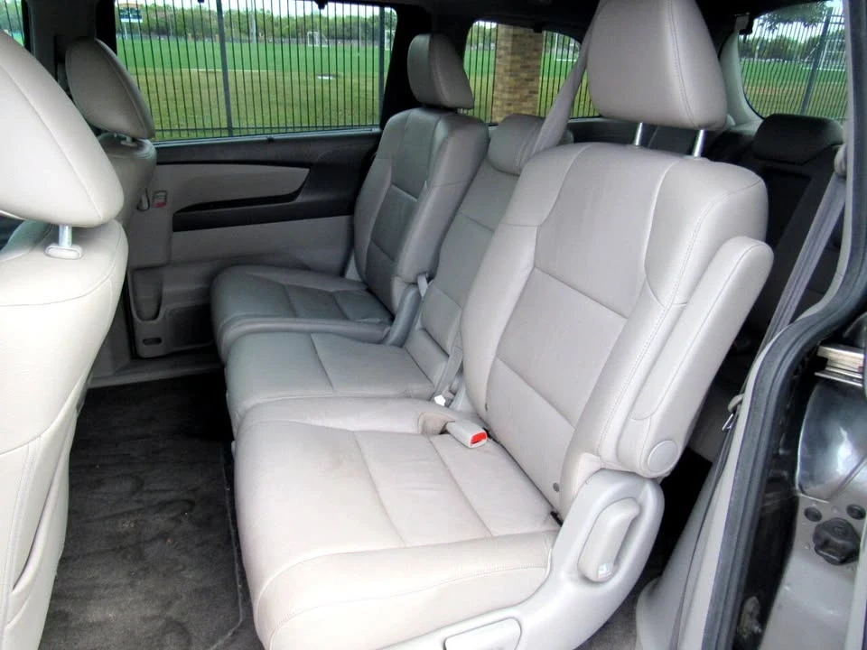 2012 Honda Odyssey - Image 8 of 16
