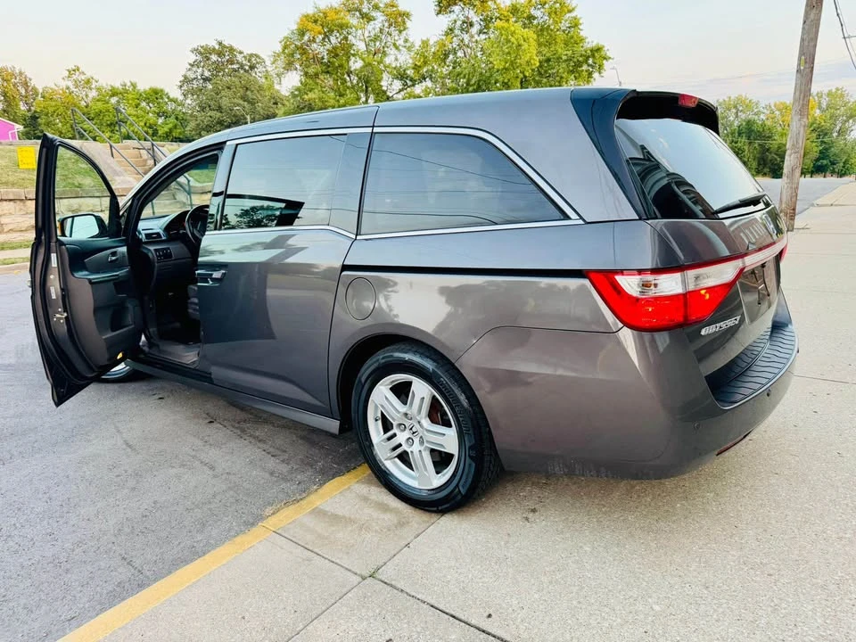 2012 Honda Odyssey - Image 4 of 20