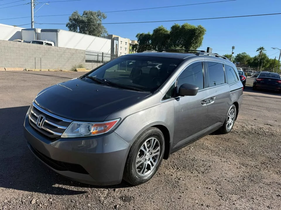 2012 Honda Odyssey - Image 3 of 9