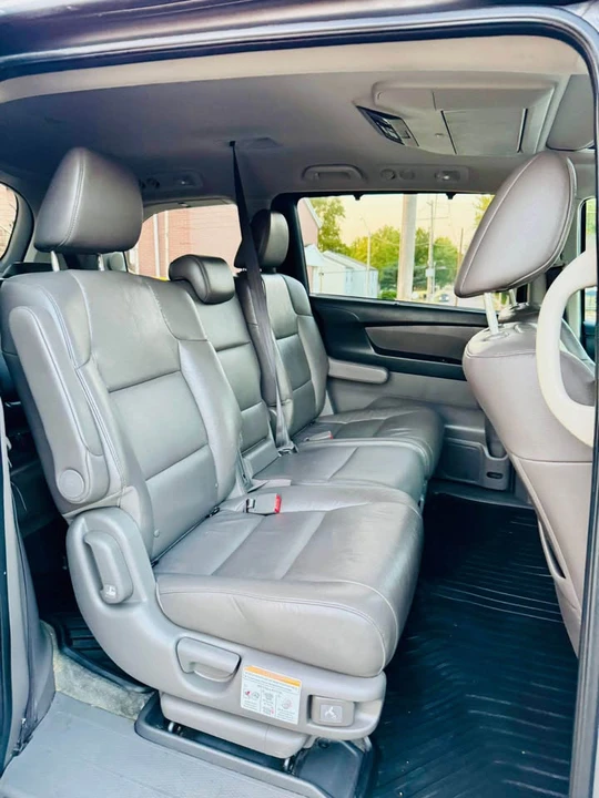 2012 Honda Odyssey - Image 16 of 20
