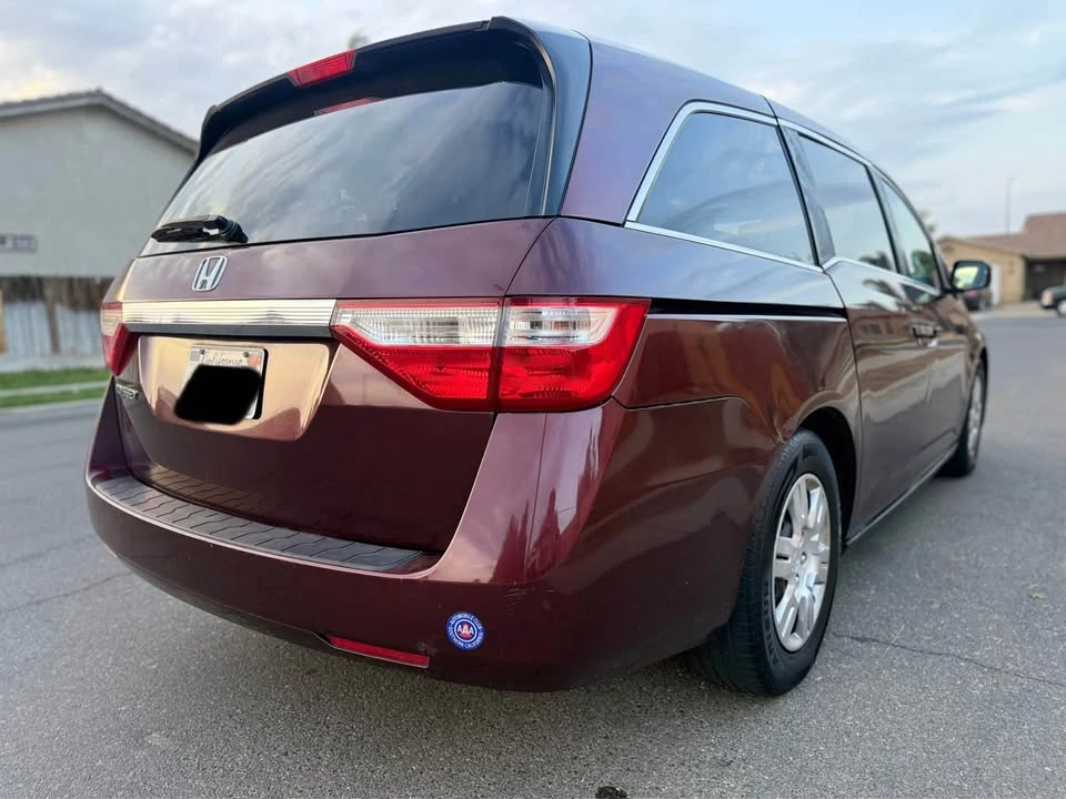 2012 Honda Odyssey - Image 5 of 15