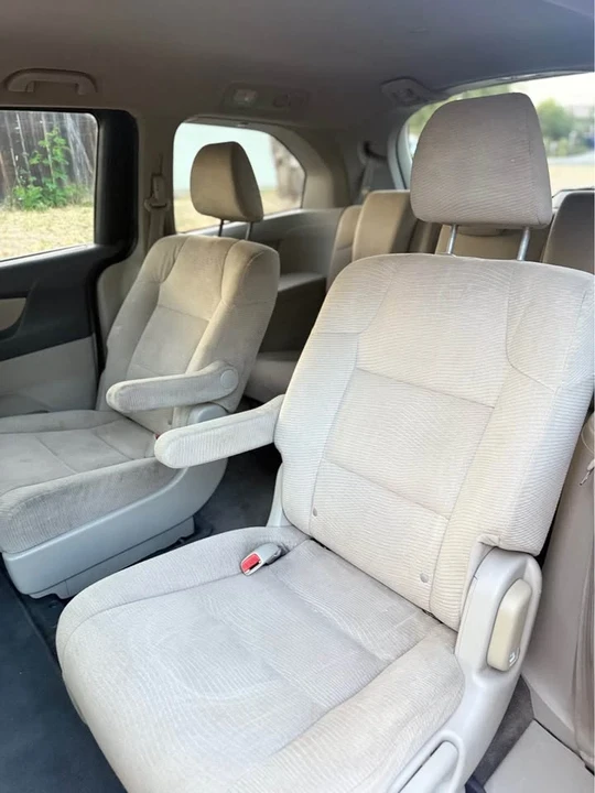 2012 Honda Odyssey - Image 7 of 10