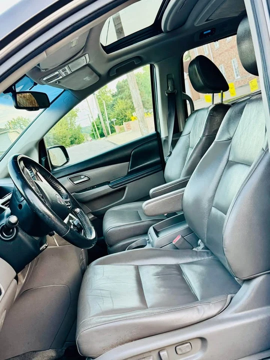 2012 Honda Odyssey - Image 10 of 20