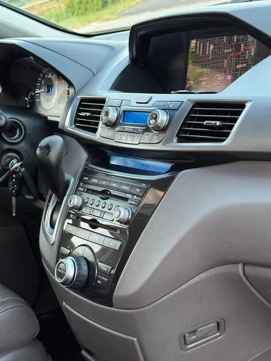 2012 Honda Odyssey - Image 19 of 20