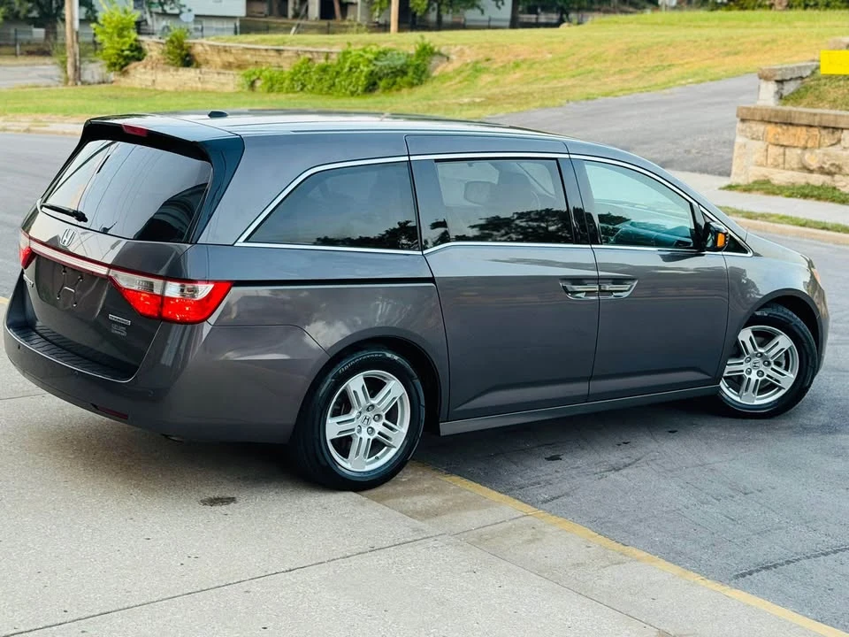 2012 Honda Odyssey - Image 3 of 20