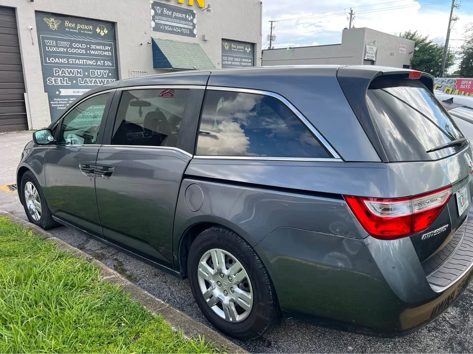 2012 Honda Odyssey - Image 9 of 11