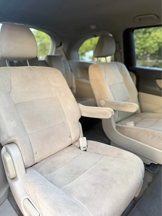 2012 Honda Odyssey - Image 10 of 10