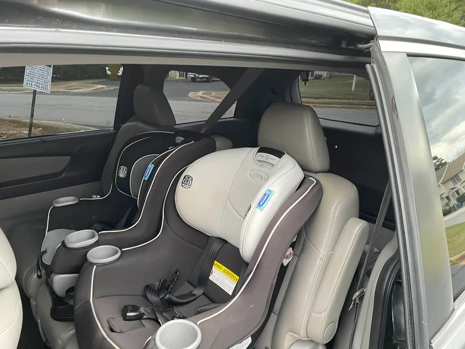 2012 Honda Odyssey - Image 5 of 7