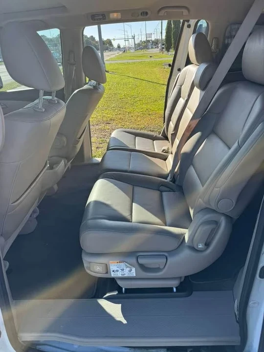 2012 Honda Odyssey - Image 9 of 12