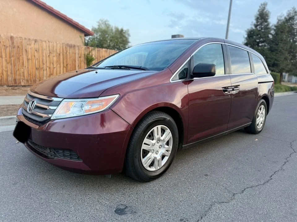 2012 Honda Odyssey - Image 14 of 15
