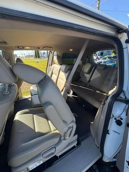 2012 Honda Odyssey - Image 10 of 12