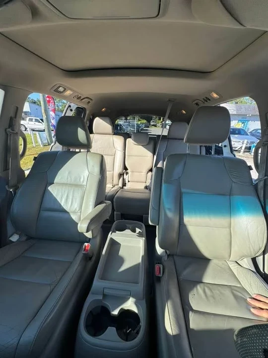 2012 Honda Odyssey - Image 11 of 12