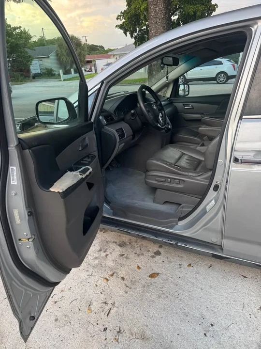 2012 Honda Odyssey - Image 7 of 10