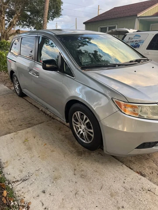 2012 Honda Odyssey - Image 5 of 10