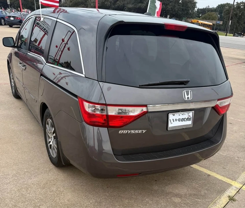2012 Honda Odyssey - Image 5 of 17