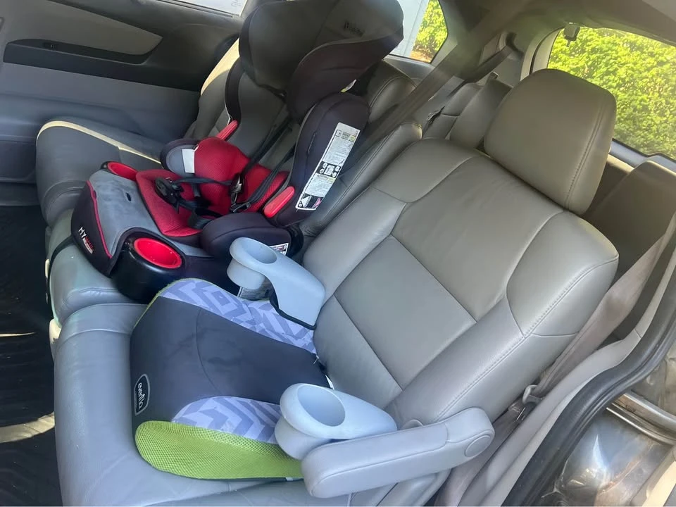 2012 Honda Odyssey - Image 7 of 17
