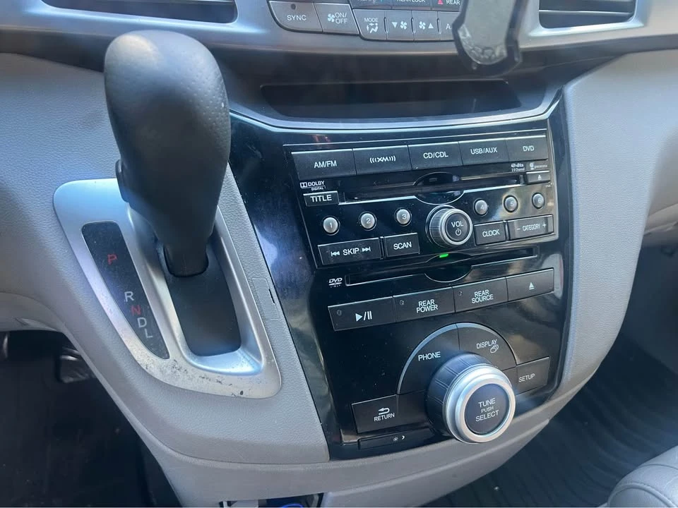 2012 Honda Odyssey - Image 5 of 17