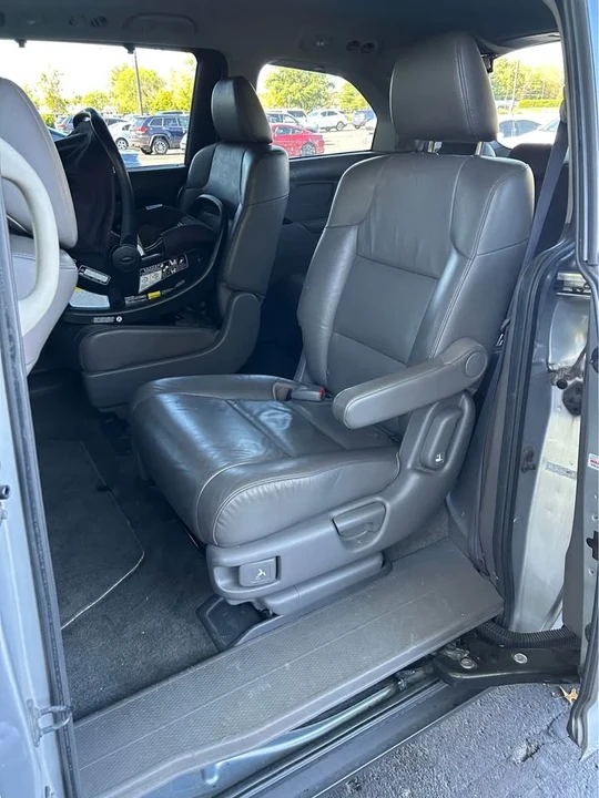 2012 Honda Odyssey - Image 4 of 7