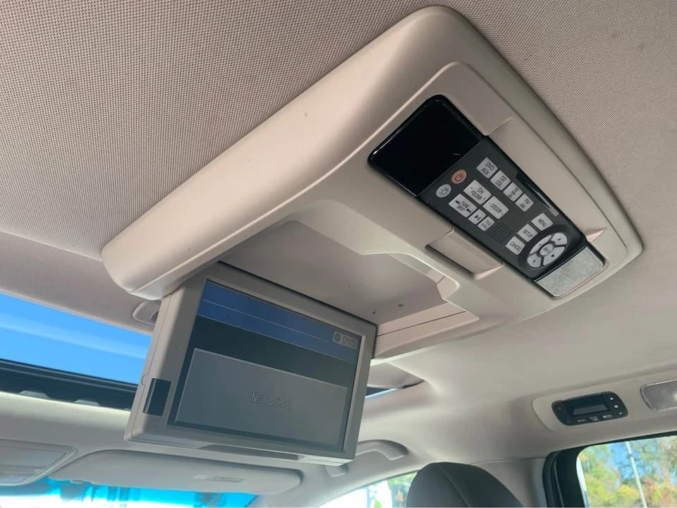 2012 Honda Odyssey - Image 8 of 11
