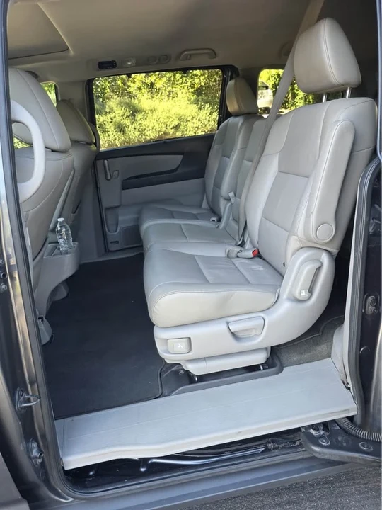 2012 Honda Odyssey - Image 8 of 11