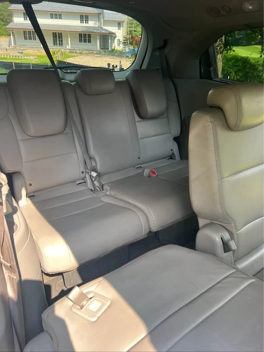 2012 Honda Odyssey - Image 9 of 9