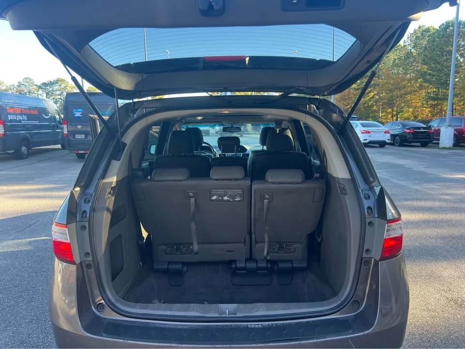 2012 Honda Odyssey - Image 15 of 16