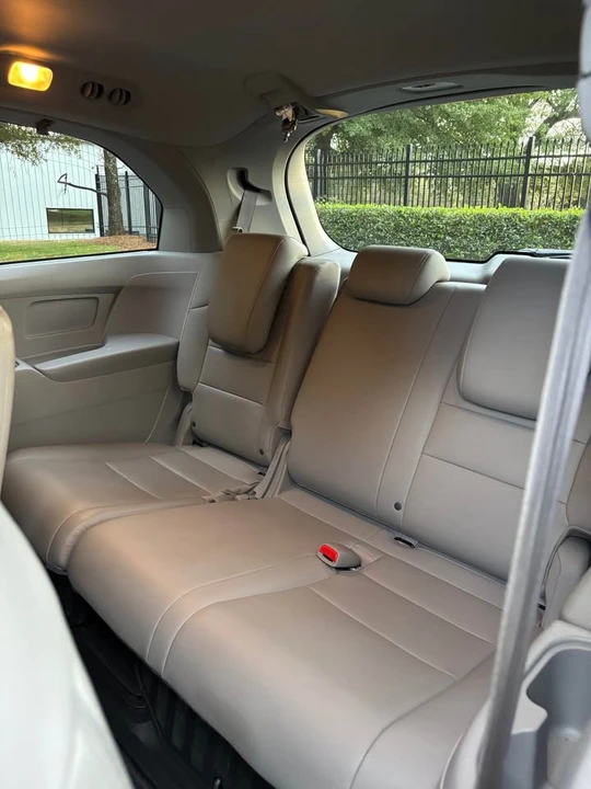 2012 Honda Odyssey - Image 13 of 15