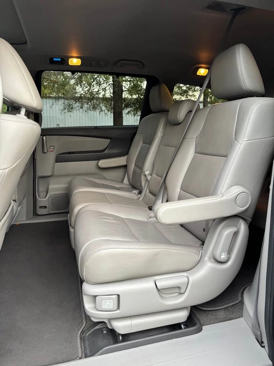 2012 Honda Odyssey - Image 12 of 15