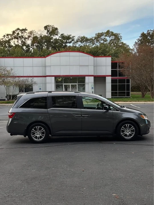 2012 Honda Odyssey - Image 6 of 15