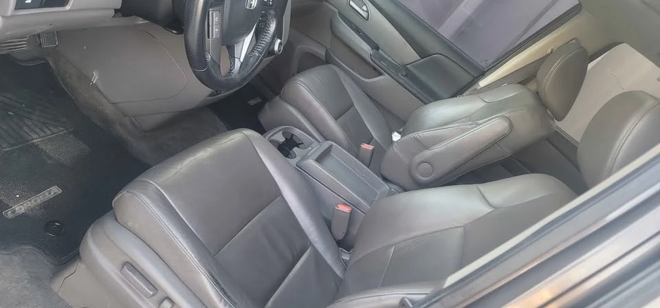 2012 Honda Odyssey - Image 9 of 16