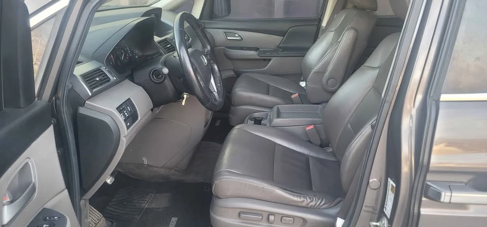 2012 Honda Odyssey - Image 8 of 16