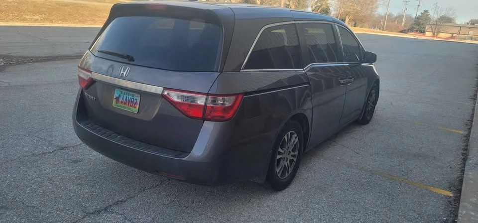 2012 Honda Odyssey - Image 3 of 16