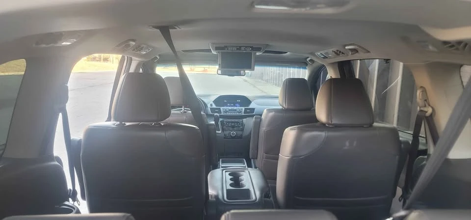 2012 Honda Odyssey - Image 15 of 16