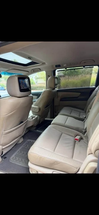 2012 Honda Odyssey - Image 8 of 9