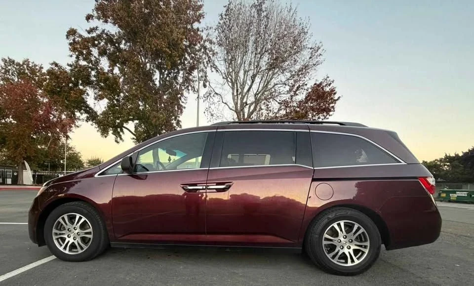2012 Honda Odyssey - Image 5 of 20