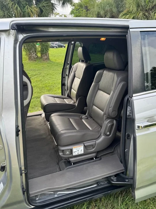 2012 Honda Odyssey - Image 8 of 11
