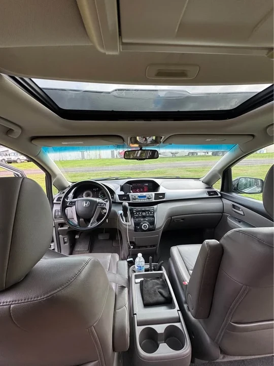 2012 Honda Odyssey - Image 9 of 11