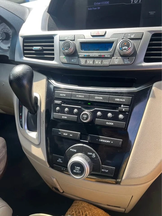2012 Honda Odyssey - Image 8 of 8