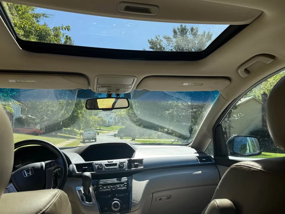 2012 Honda Odyssey - Image 9 of 9